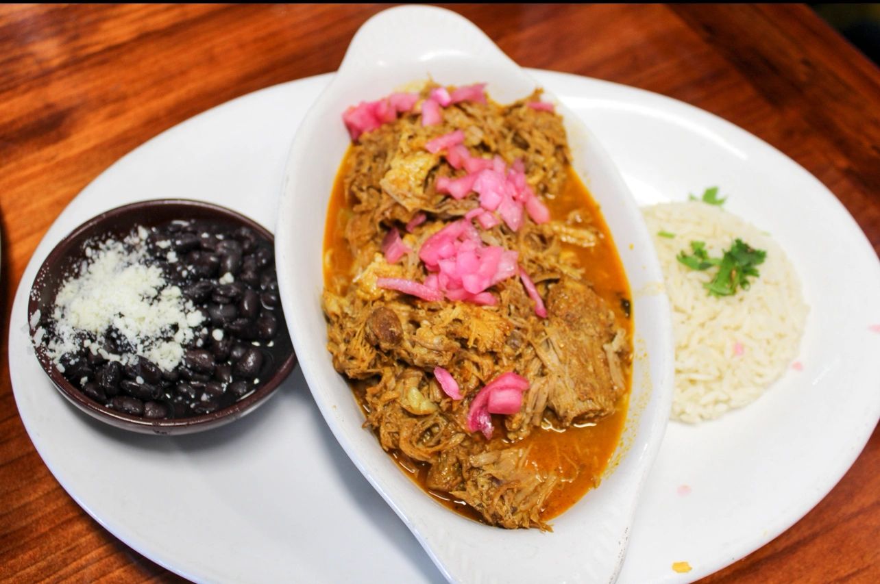 El Cantaro Vegan Taqueria showcase